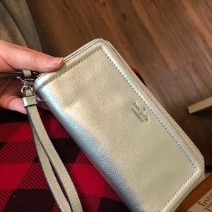 Kate spade silver metallic wallet